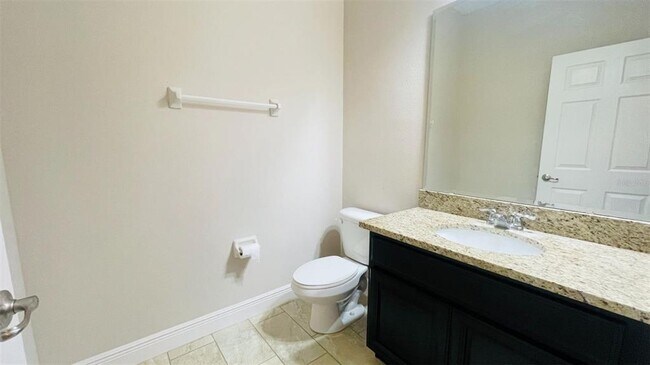 Building Photo - 1033 Vinsetta Cir