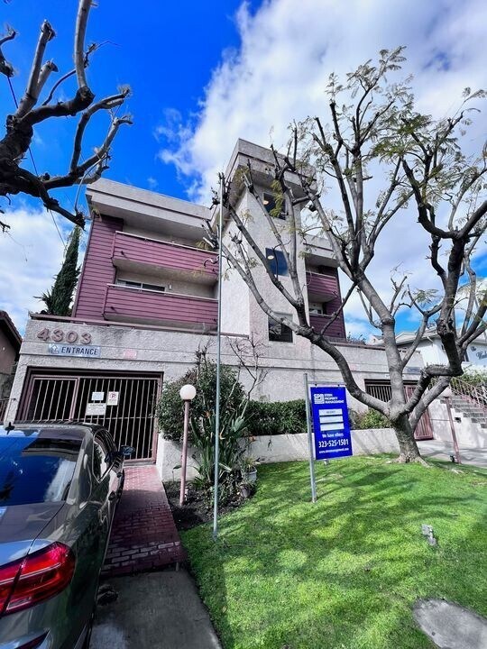 Building Photo - 4303 Cedros Ave