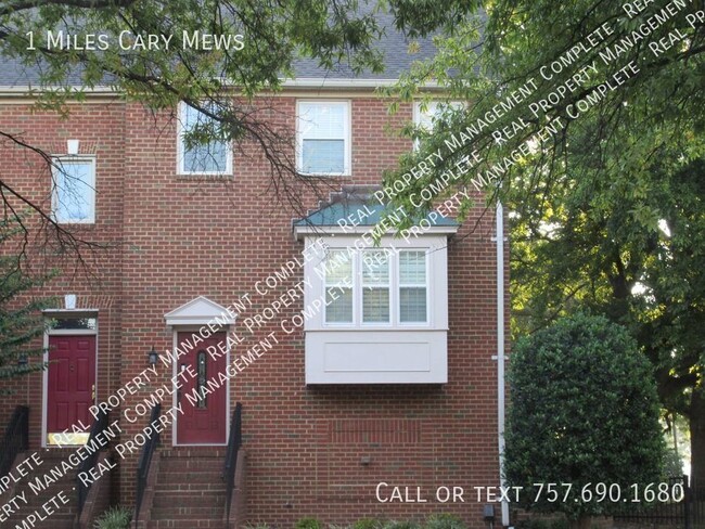 Primary Photo - 1,650 square foot townhouse with 3 beds an...