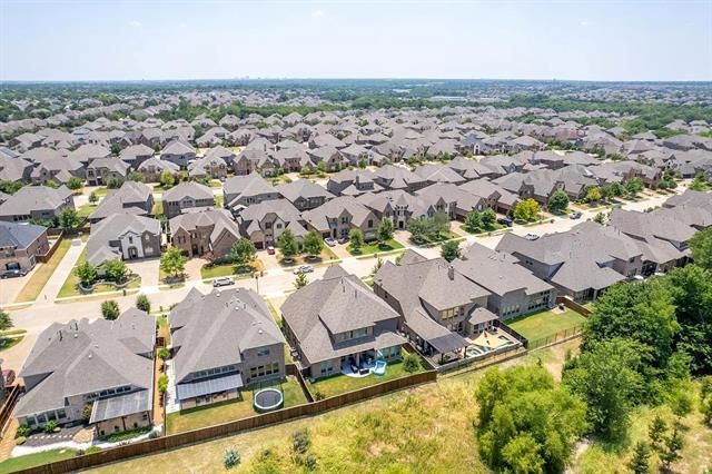 Building Photo - 1522 Hennessey Dr