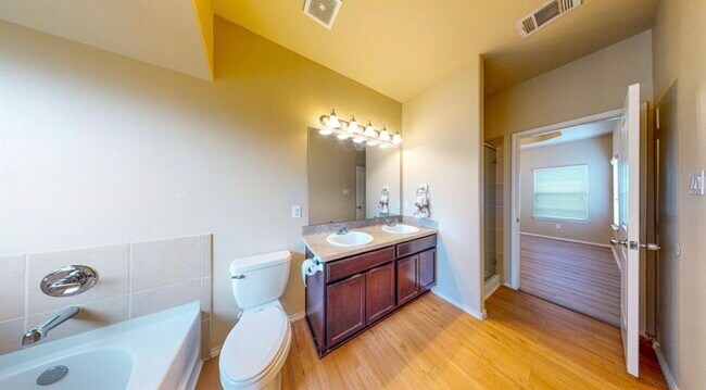 Building Photo - 2602 Arica Ln