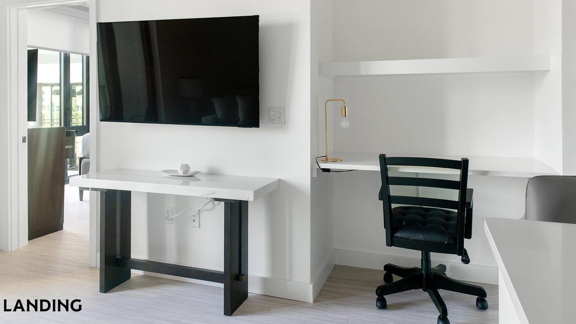 Building Photo - 1007 S Mint St