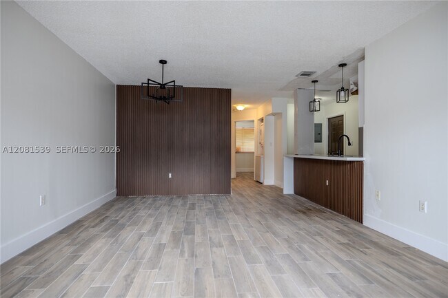 Building Photo - 12527 NW 11th Ln