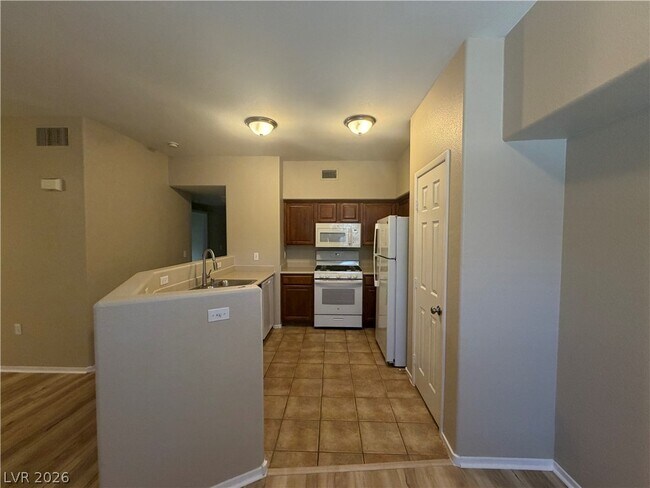 Building Photo - 9303 Gilcrease Ave