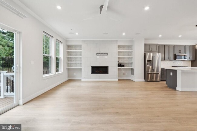 Building Photo - 3034 Declan Way