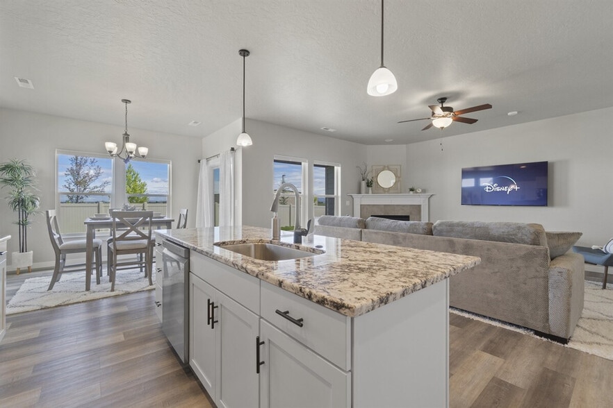 Building Photo - 8311 E Stone Valley St