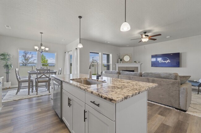 Building Photo - 8311 E Stone Valley St