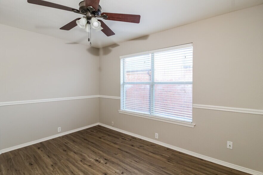 Building Photo - 3309 Bentgate Ct