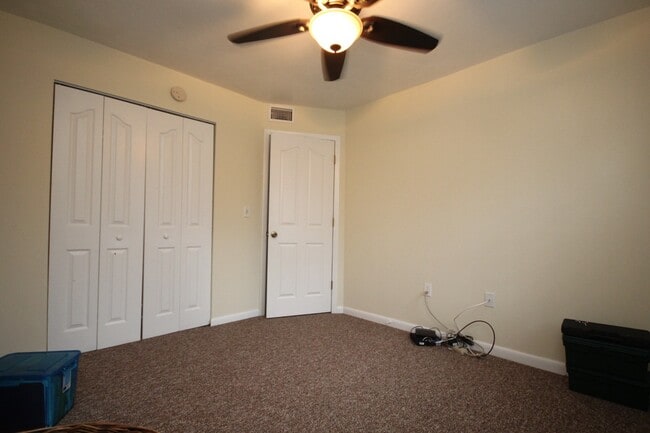 Building Photo - 501 SW 75th St