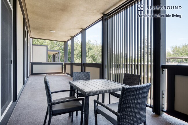 Building Photo - 1850 Sand Hill Rd