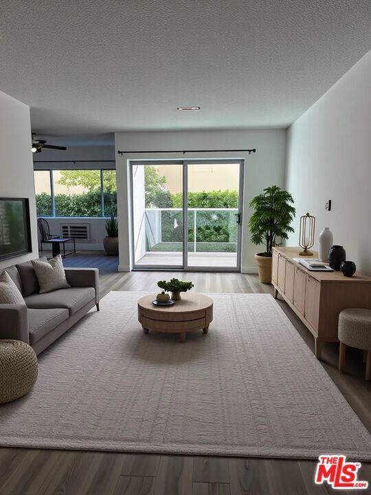 Building Photo - 425 S Willaman Dr