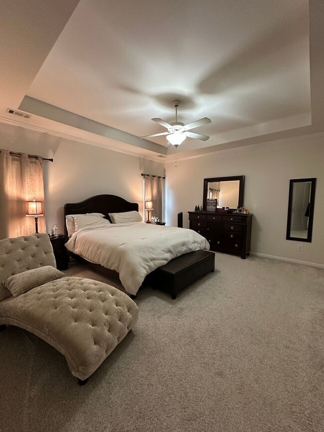 Building Photo - Gorgeous Home for Rent in Sought-after Suw...
