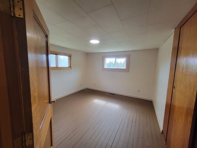 Building Photo - 5 Bedroom Home in Usk, WA