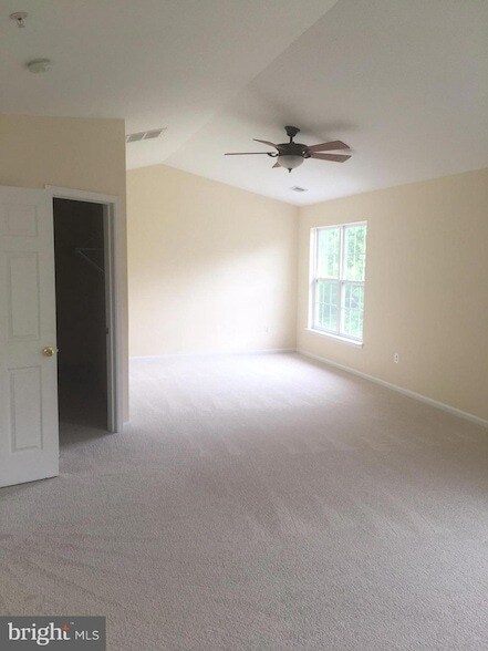 Building Photo - 12910 Belle Meade Trace