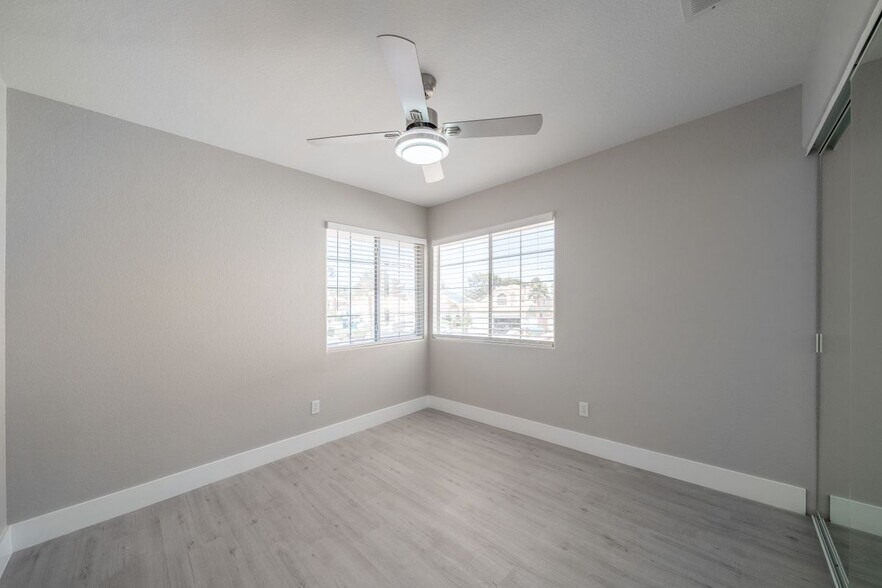 Building Photo - 1804 Summit Pointe Dr