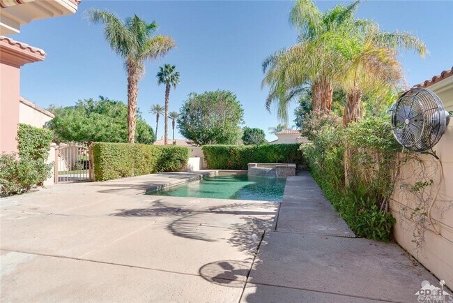 Building Photo - 78807 Breckenridge Dr
