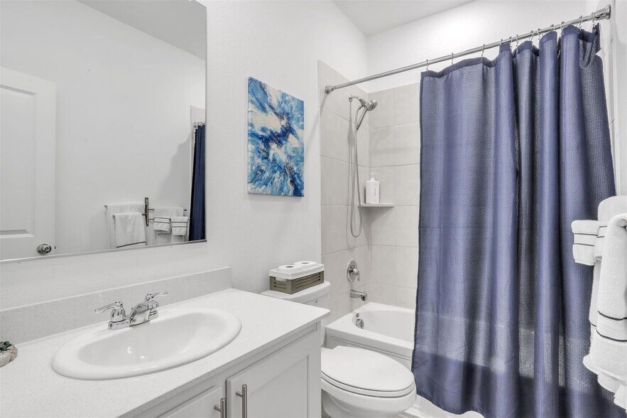 Building Photo - 3220 Sioux Trl