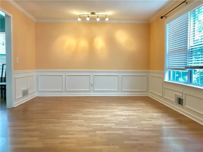 Building Photo - 3354 Roundfield Cir