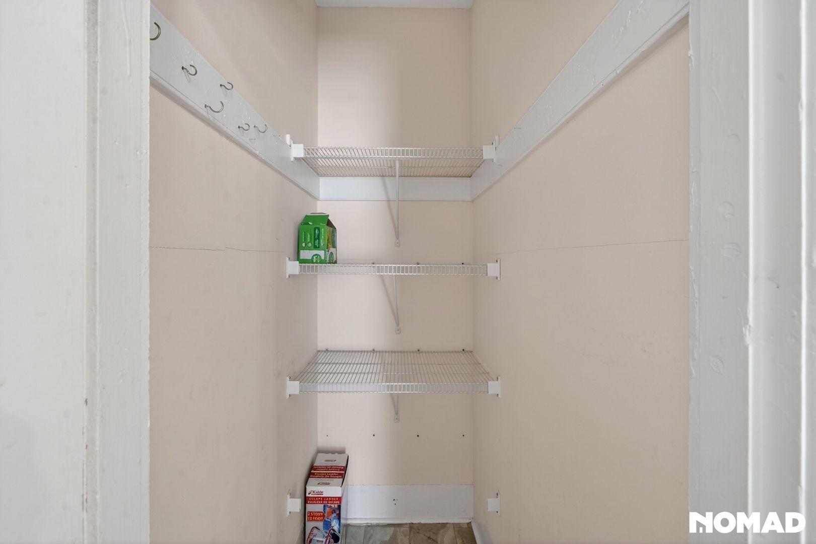 Building Photo - 1855 W 58th St