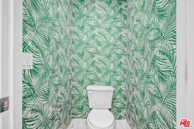 Building Photo - 1240 Gordon St