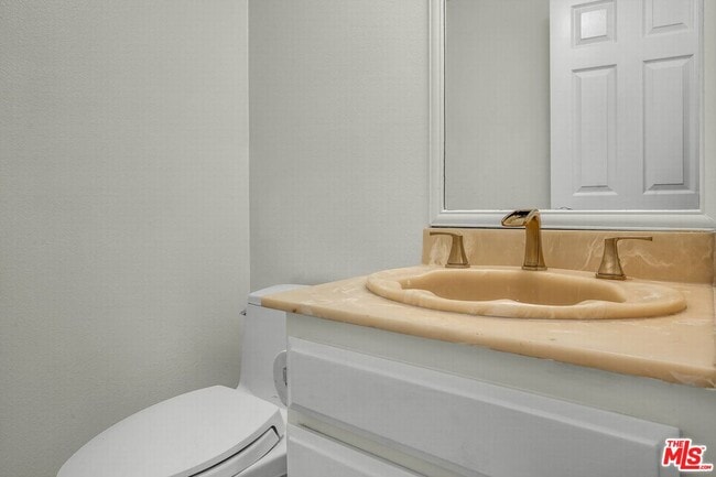 Building Photo - 2677 S Centinela Ave