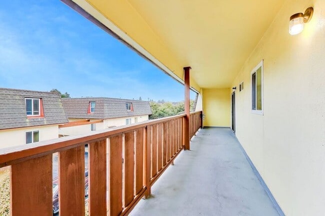 Building Photo - 1279 Ayala Dr