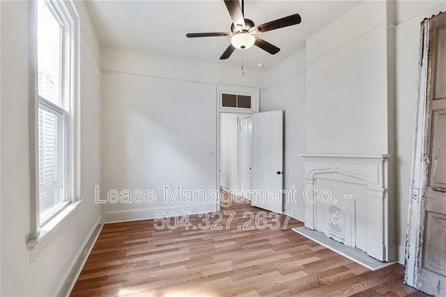 Building Photo - 2117 Marais St