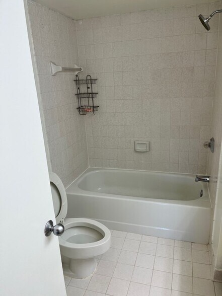 Building Photo - 5505 Seminary Rd