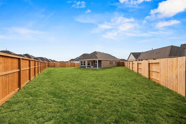 Building Photo - 21670 Sandy Dune Dr