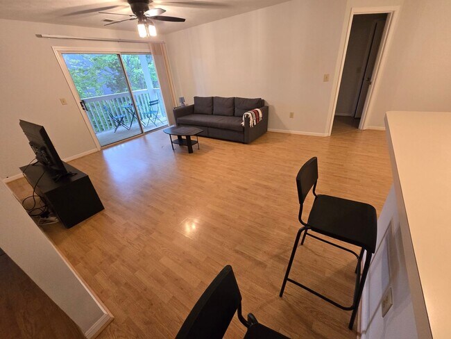 Building Photo - 2 Bedroom Condo in Loveland