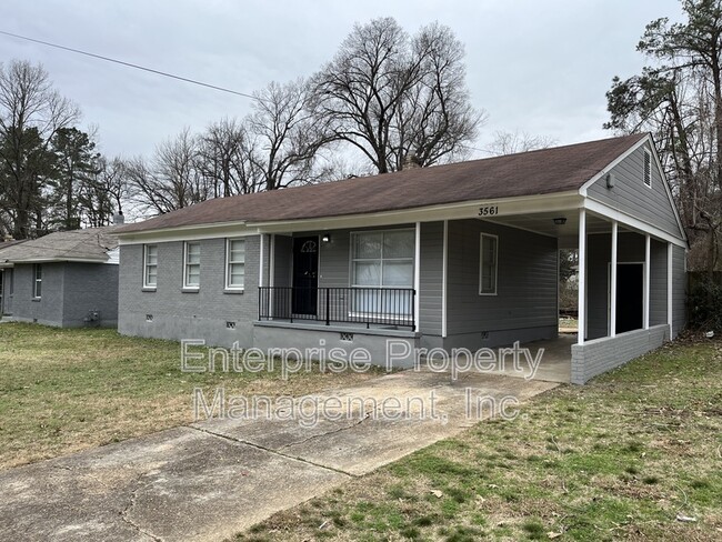 Building Photo - 3561 Hallbrook St