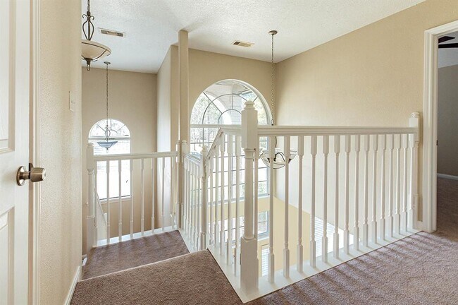 Building Photo - 27210 Afton Way