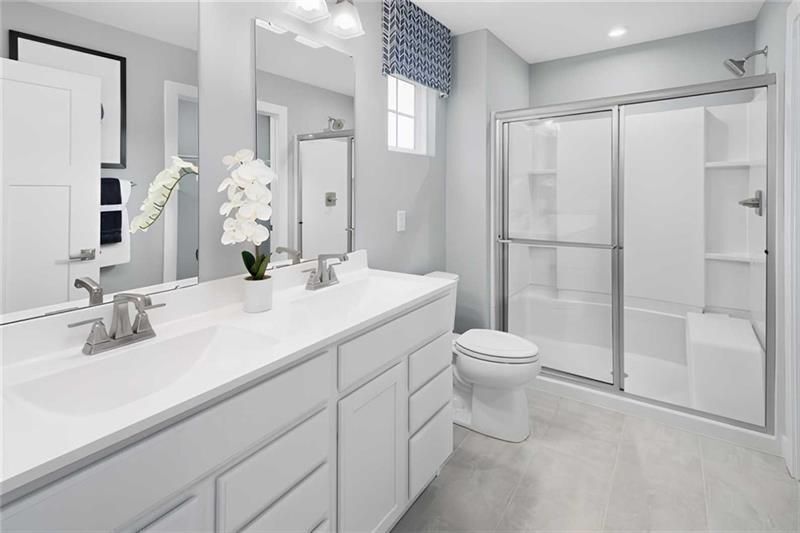 Building Photo - 150 Oakleigh Dr