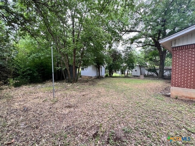 Building Photo - 459 Lindsey St