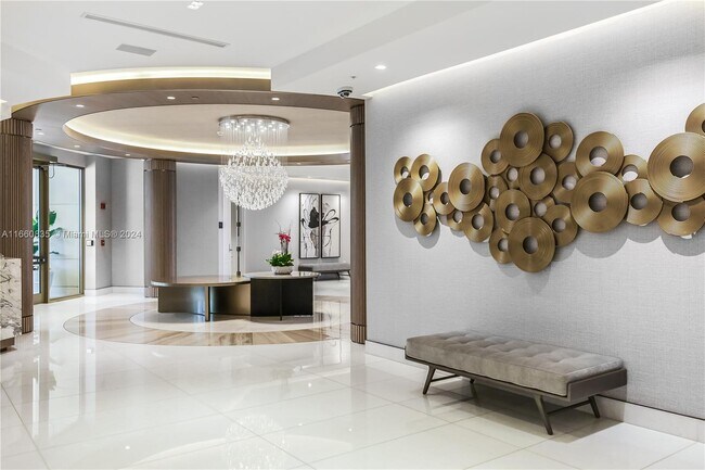 Primary Photo - 888 Brickell Key Dr