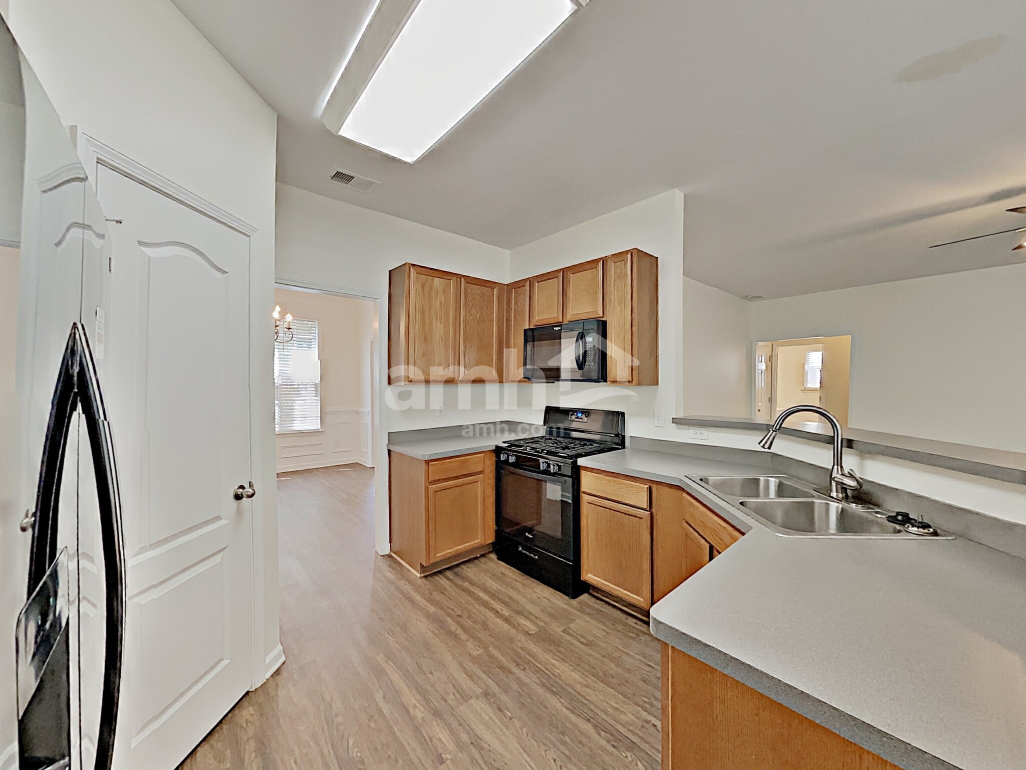 Building Photo - 836 Topaz Valley