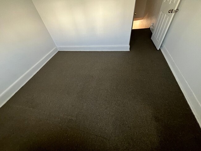 Building Photo - 7220 Marsden St