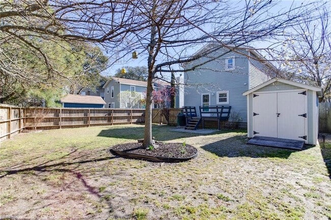 Building Photo - 3746 Pendleton Ave