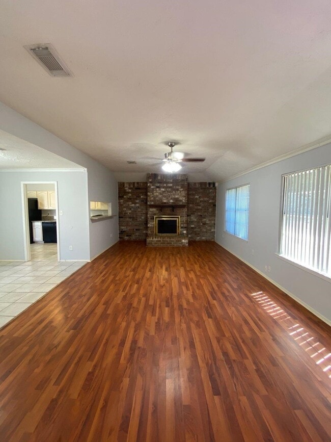 Building Photo - 6406 Brookgate Dr