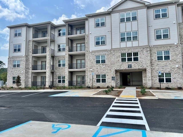 Primary Photo - Arbours at Moores Mill