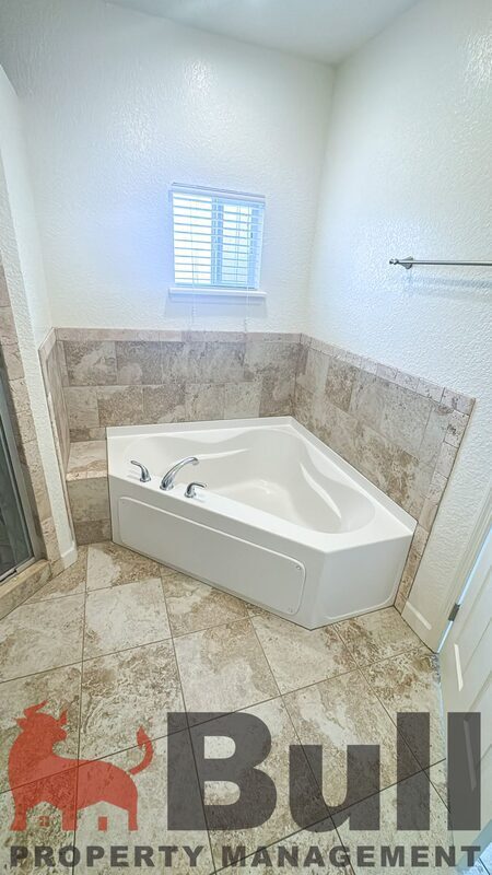 Building Photo - 1288 Evergreen Ct