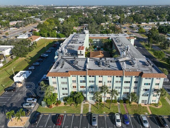 Building Photo - 801 83rd Ave N