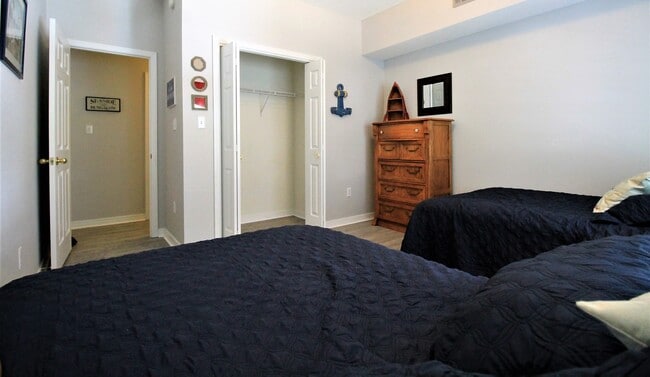 Building Photo - Updated Furnished Condo in Niceville!