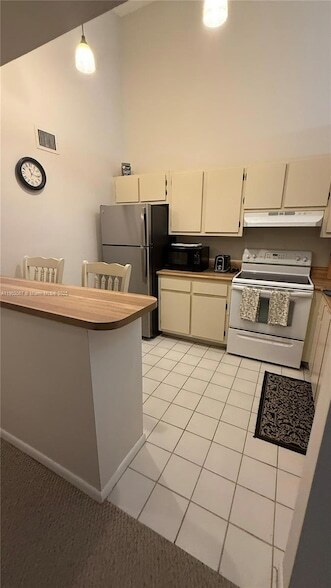 Building Photo - 6327 Chasewood Dr