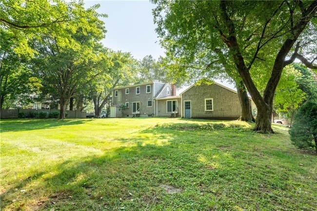 Building Photo - 48 Pleasant St