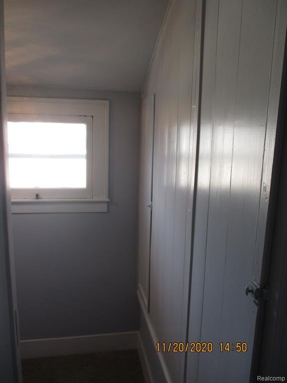 Building Photo - 160 Roehrig St