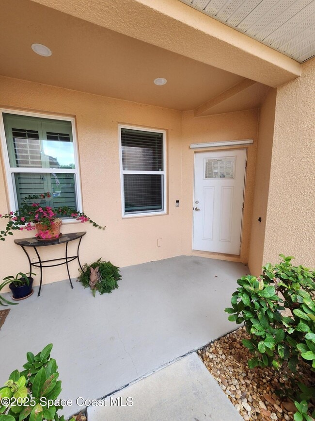 Building Photo - 3951 Playa Del Sol Dr