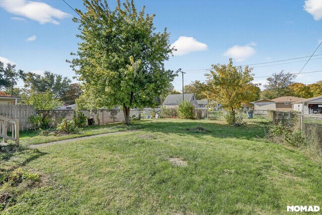 Building Photo - Charming 3BR House in Kankakee