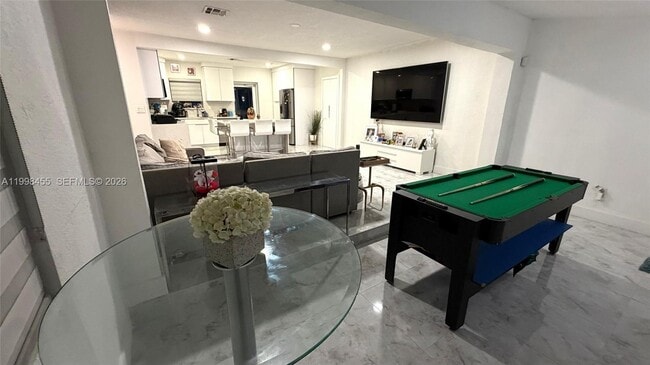 Building Photo - 1555 SW 21st Way