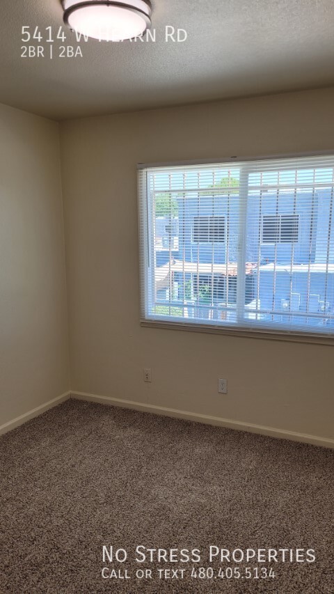 Building Photo - 2 Bed Townhome off 55th Ave and Thunderbird!